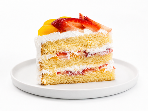 Pastel de frutas frescas de Pastelerías Marisa con vainilla, crema y fresas para celebraciones especiales.